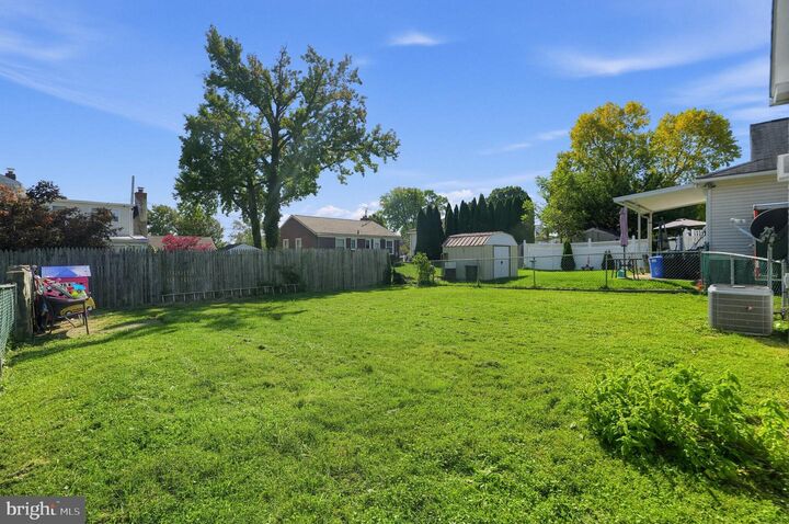 Property Photo:  438 Broomall Street  PA 19033 