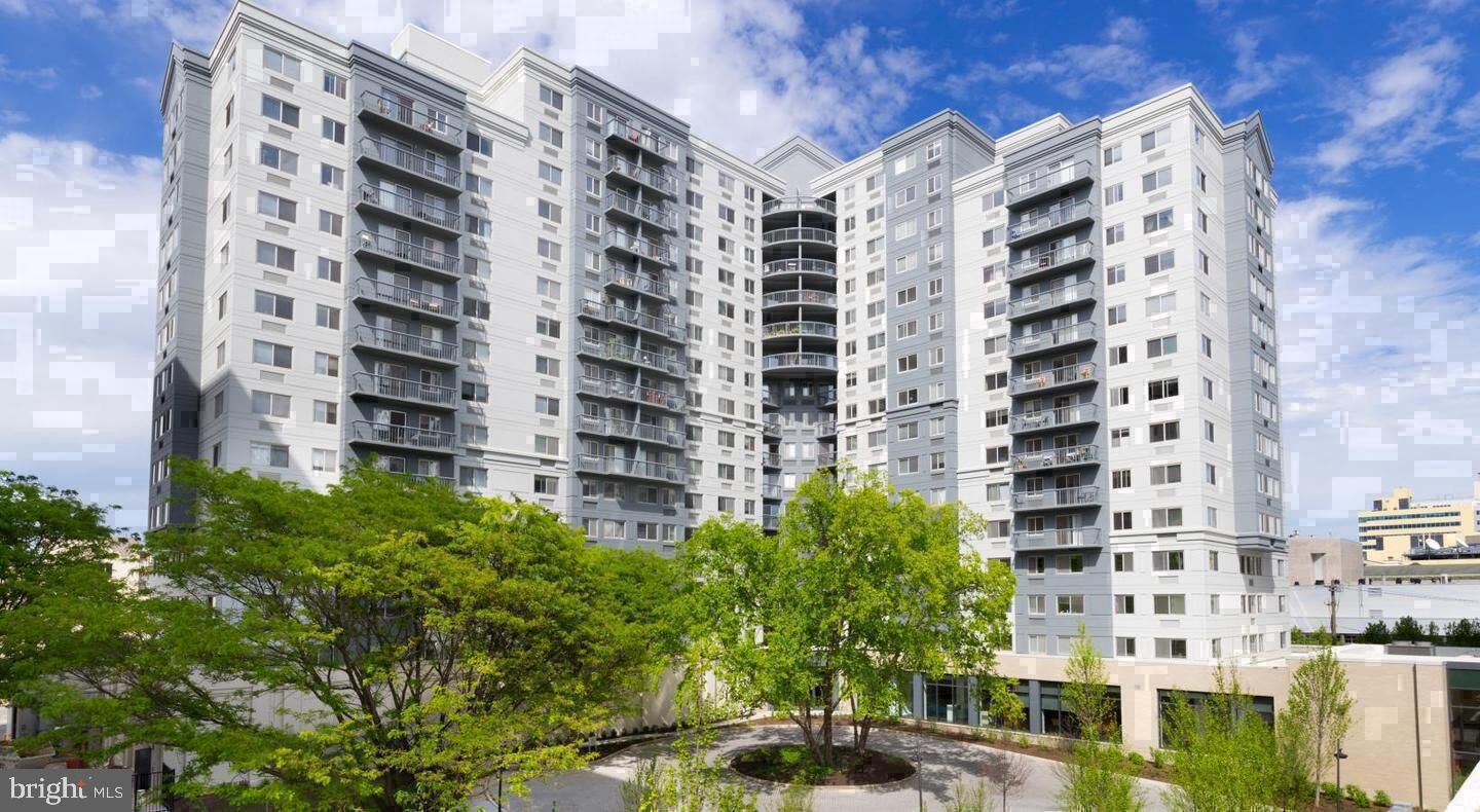 Property Photo: 450 N 18th Street 0217 PA 19130