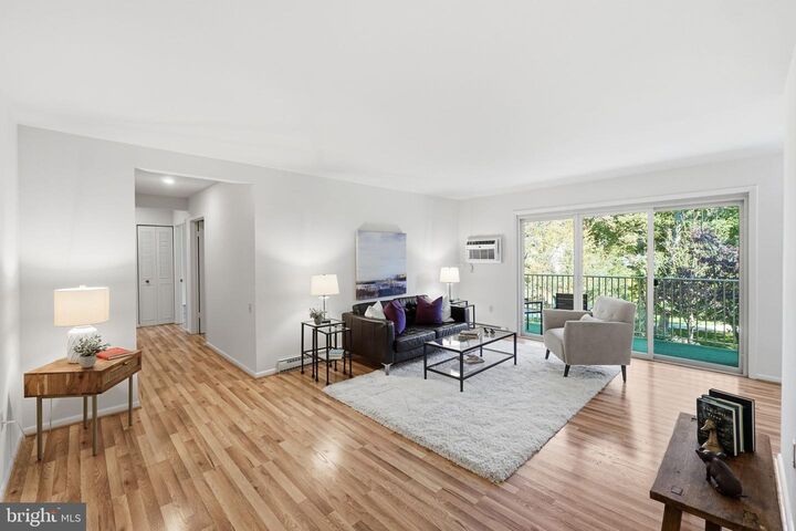 Property Photo: 3312 Chiswick Court 62-2B MD 20906