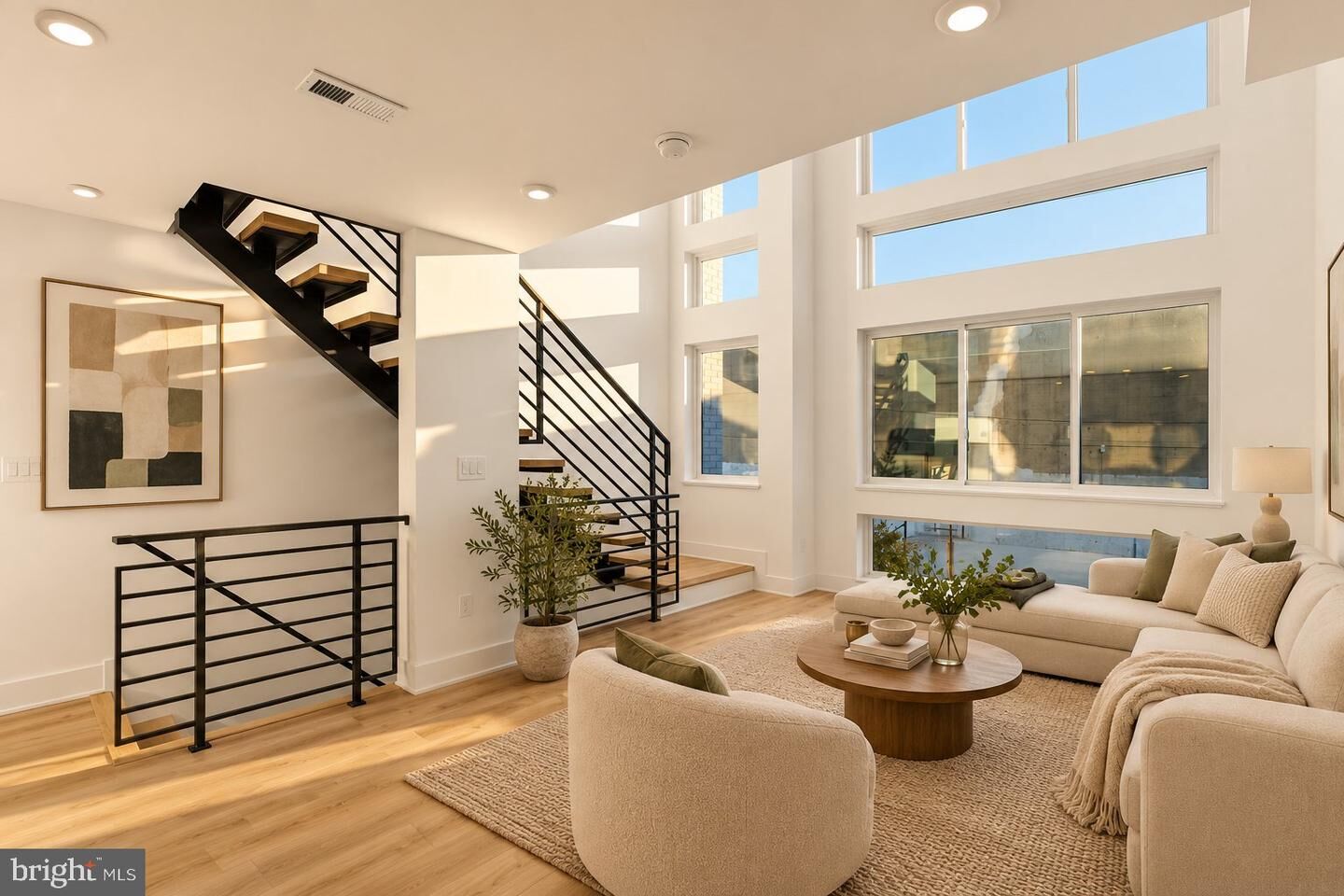 Property Photo:  2615 E Boston Street 2  PA 19125 