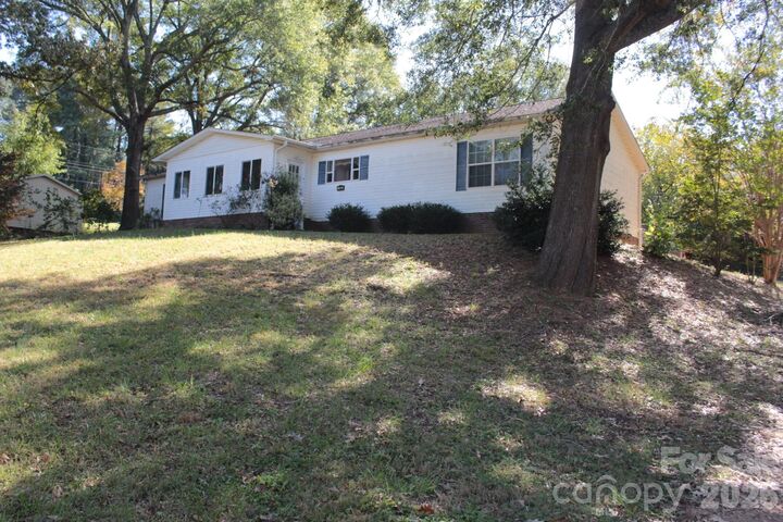 Property Photo: 130 Overhill Drive SC 29340