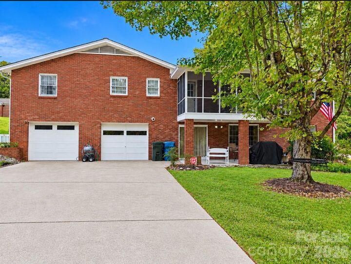 Property Photo:  604 12th Avenue NE  NC 28601 