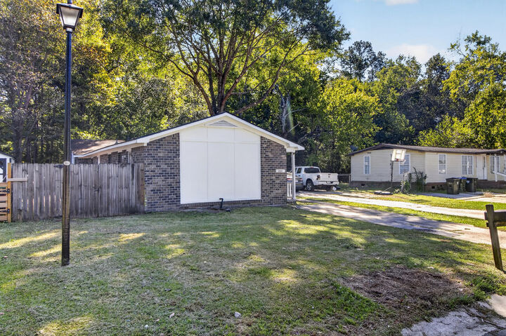 Property Photo: 110 Jedi Lane Apt A SC 29485