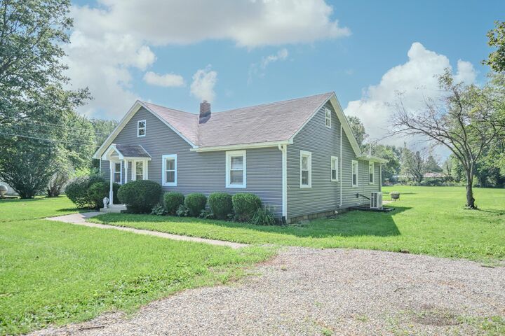 Property Photo:  312 Yost Street  OH 43343 