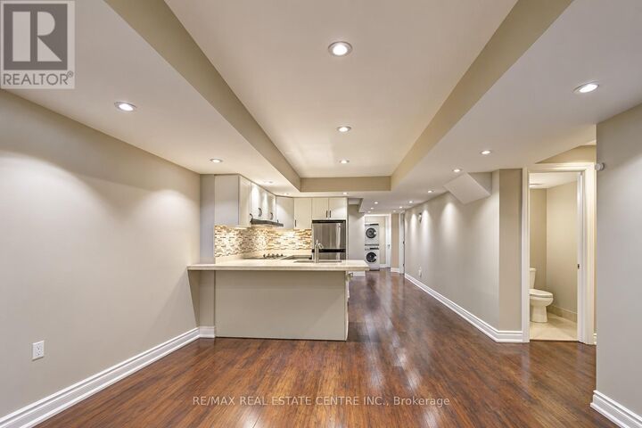 Property Photo: 6393 Seaver Road (Lower) ON L5V 2J2