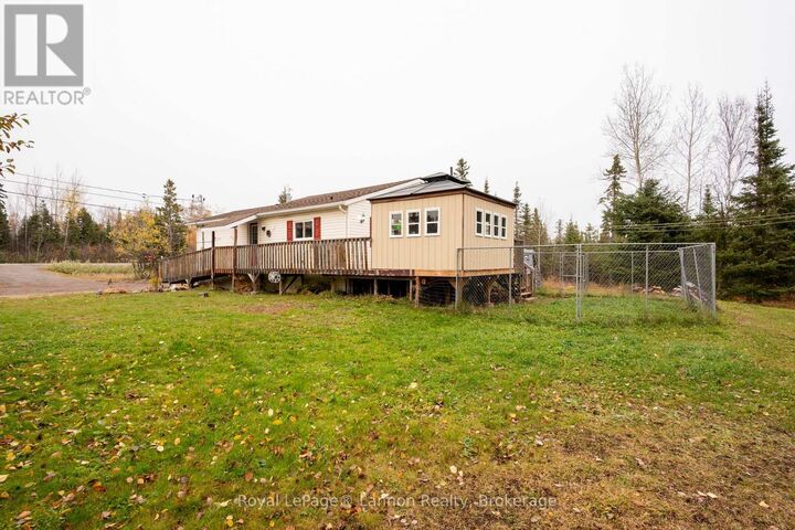 Property Photo: 580 11/17 Highway ON P0T 1K0