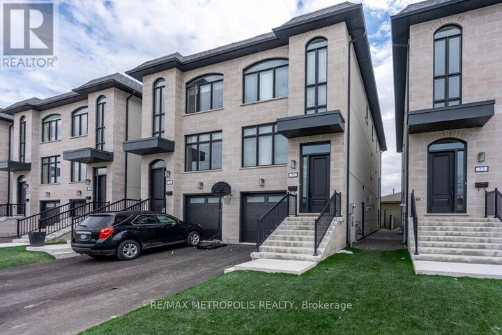 Property Photo:  25 Antonio Court Lower  ON M9L 2J7 