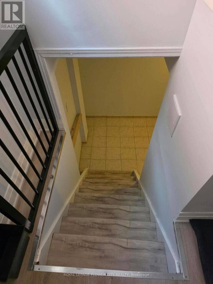 Property Photo: 859 Drysdale Drive Basement ON L5V 1X5