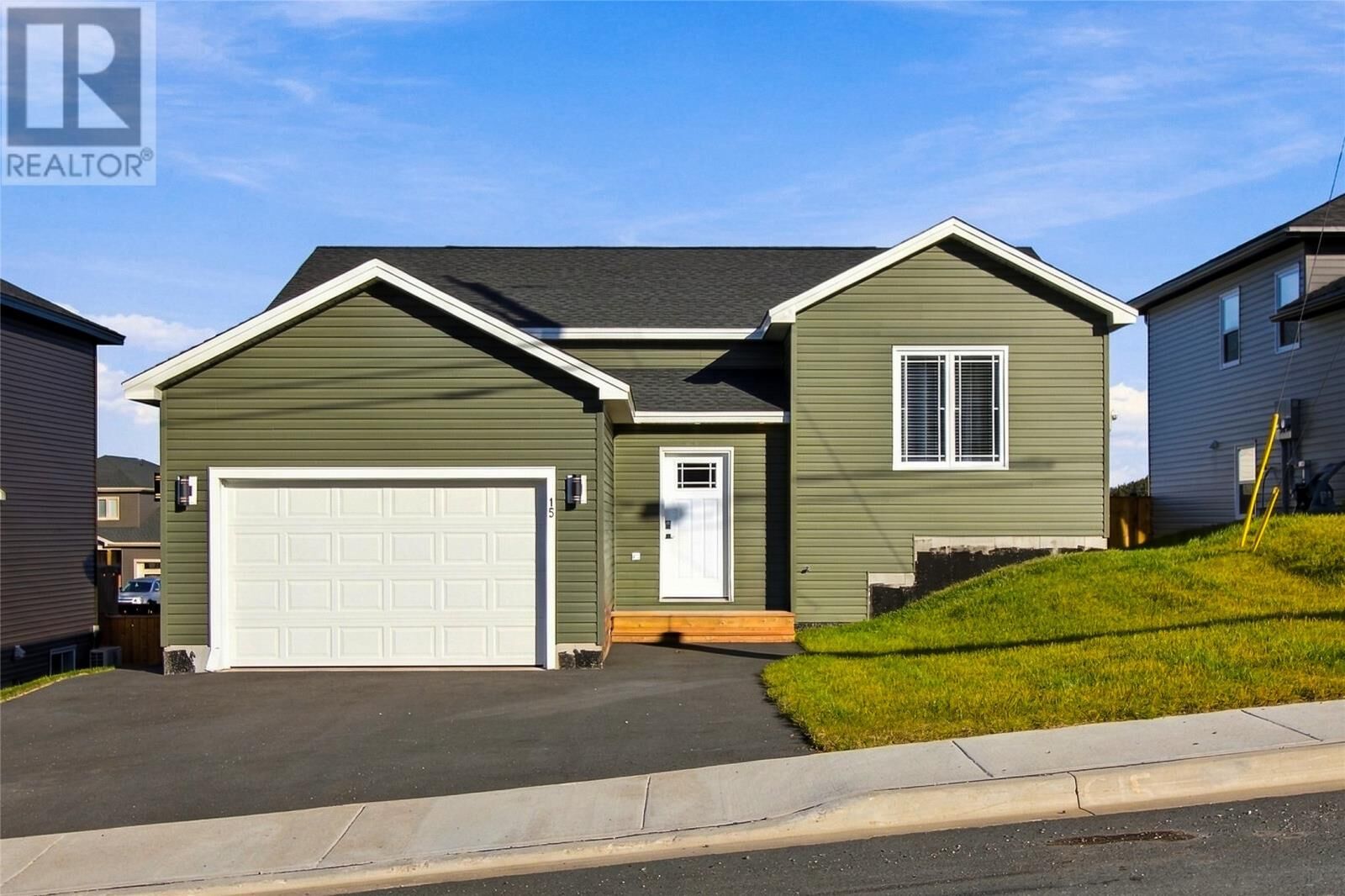 Property Photo:  15 Kemble Avenue  NL A1L 4J1 