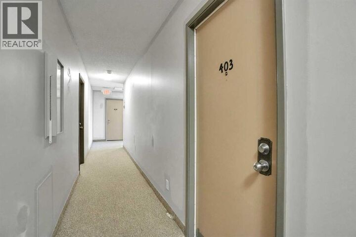 Property Photo: 635 56 Avenue Southwest AB T2V 0G9