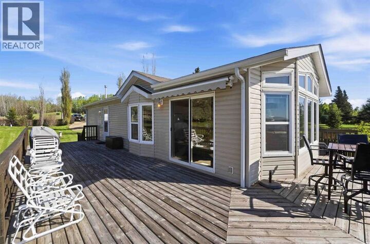 Property Photo:  53117 Hwy 31 Highway  AB T0E 2B0 