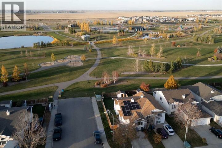 Property Photo:  202 Cougar Way North  AB T1H 6P4 