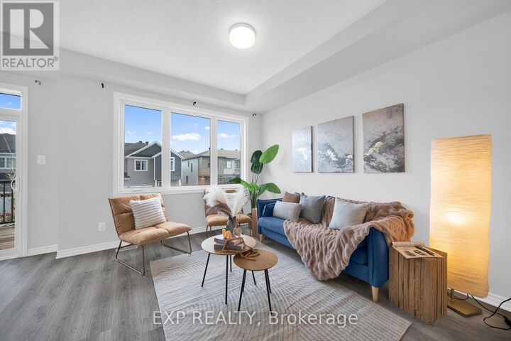 Property Photo: 516 Rye Grass Way ON K2J 7A1