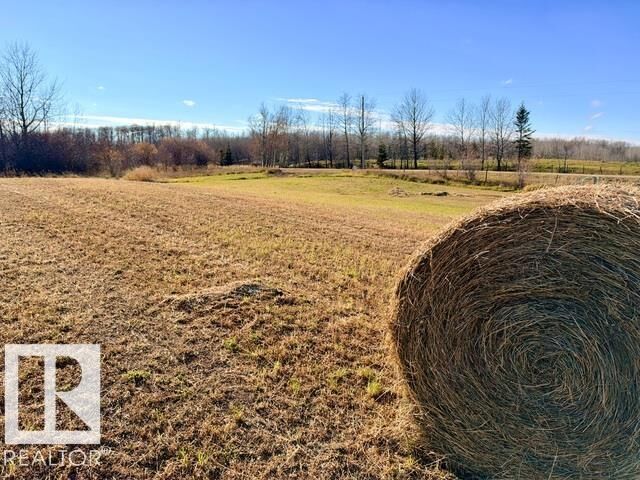 Property Photo:  Lot 2, Block 1 Plan 2021403  AB T0E 0A0 