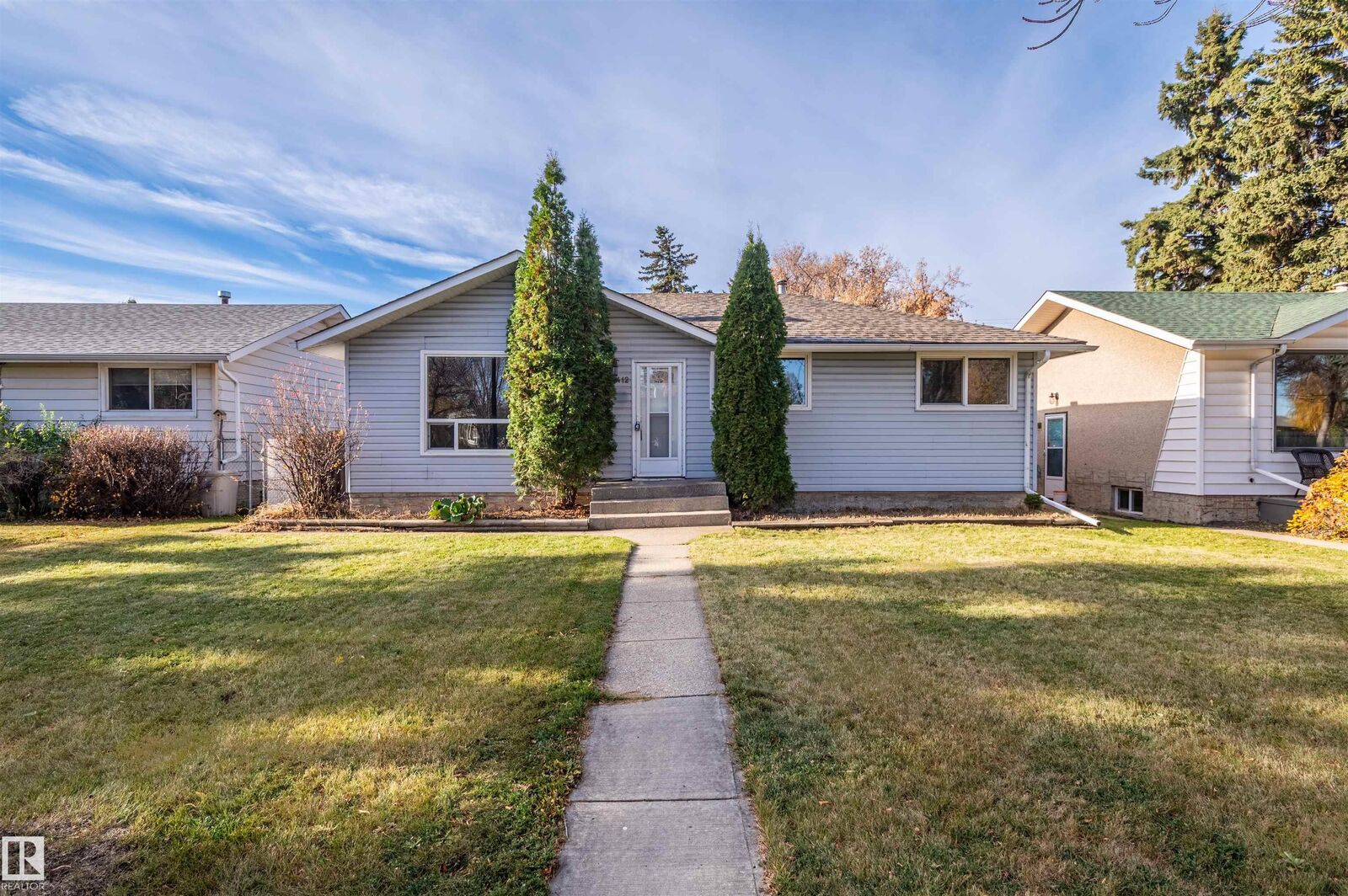 Property Photo:  12412 134 Street NW  AB T5L 1V2 