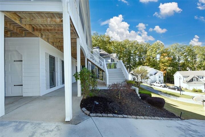 Property Photo:  416 Willow Court  GA 30153 