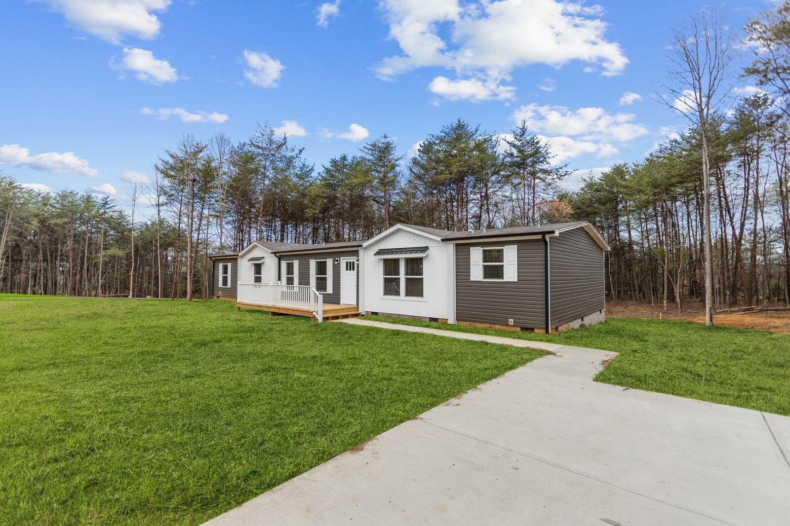Property Photo:  569 County Road 784A  TN 37331 