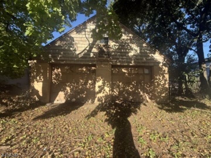 Property Photo:  173 Hillcrest Ave  NJ 08873 