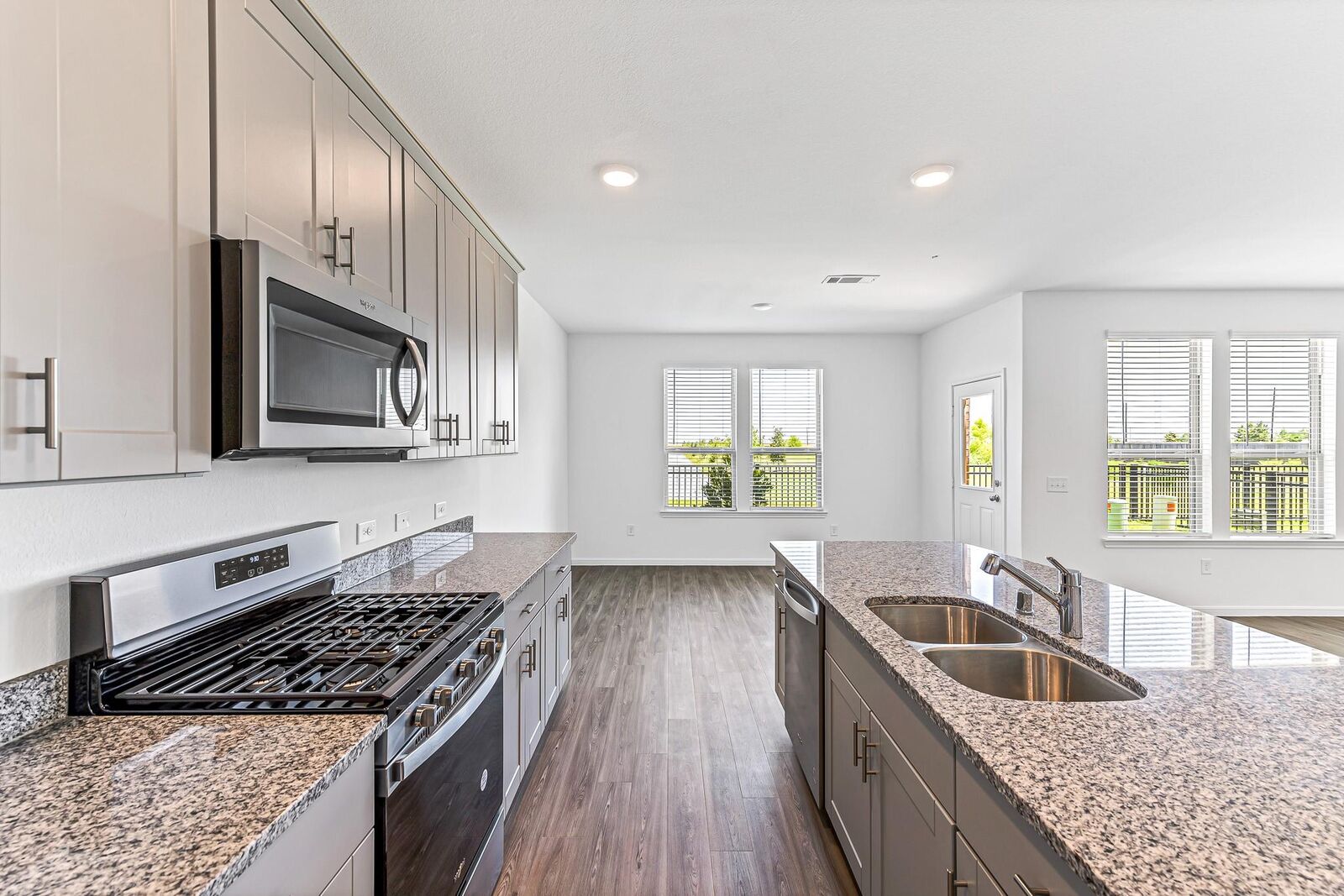 Property Photo:  1029 Laguna Cove Drive  TX 77493 
