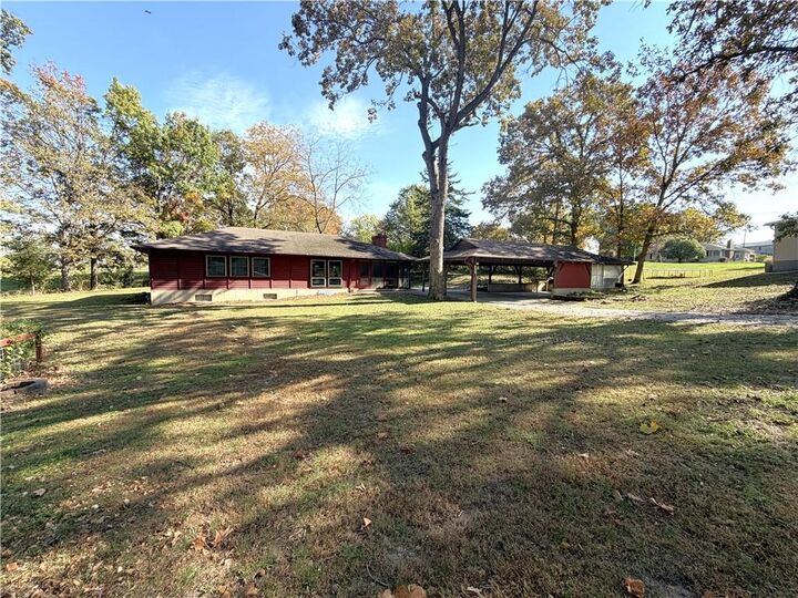 Property Photo:  1205 Sunset Street  MO 64601 