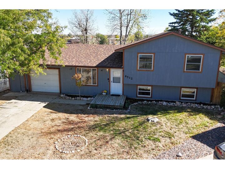 Property Photo:  6512 Solar Ct  CO 80525 