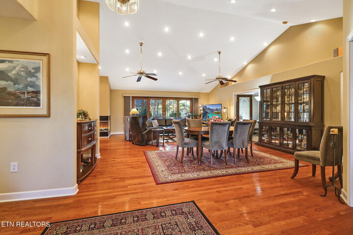 Property Photo:  31 Thames Court  TN 38558 