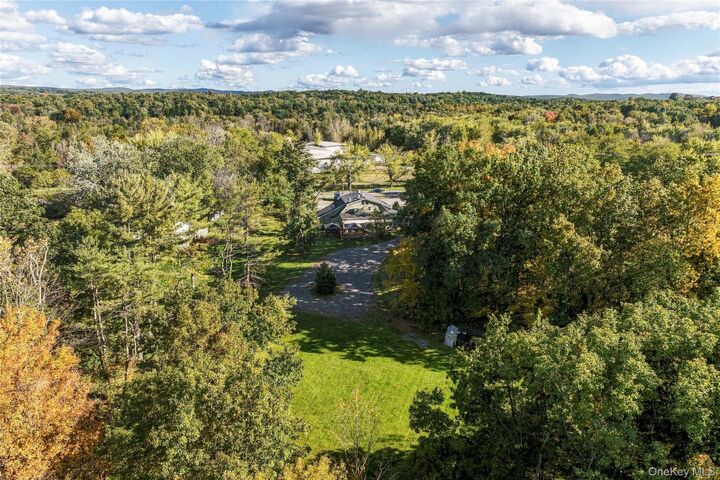 Property Photo:  47 Old Post Road  NY 12075 