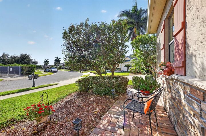 Property Photo:  3415 71st Avenue E  FL 34243 
