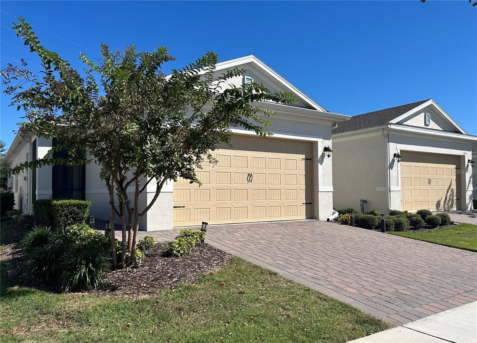 Property Photo: 2043 Key Bay Trail FL 34747