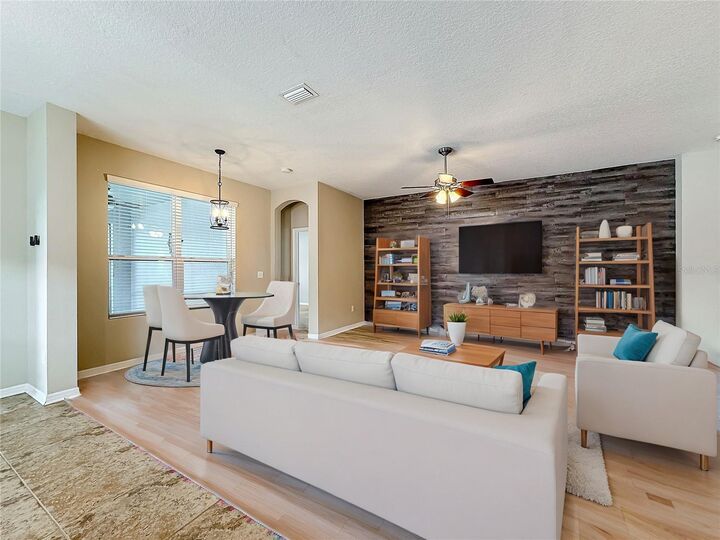 Property Photo: 9046 41st Street E FL 34219