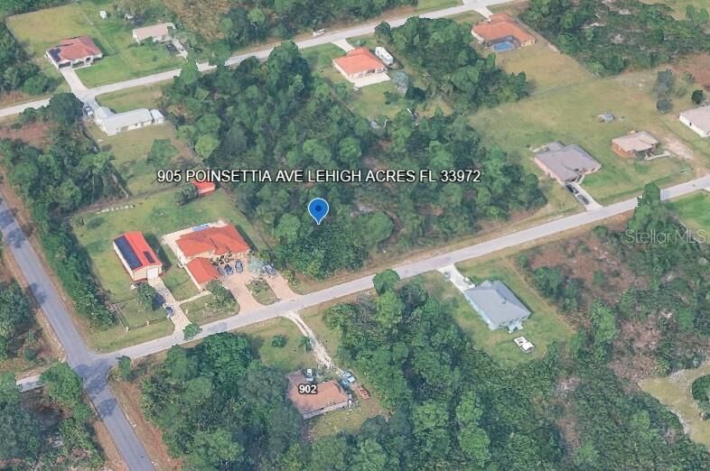 Property Photo:  905 Poinsettia Avenue  FL 33972 