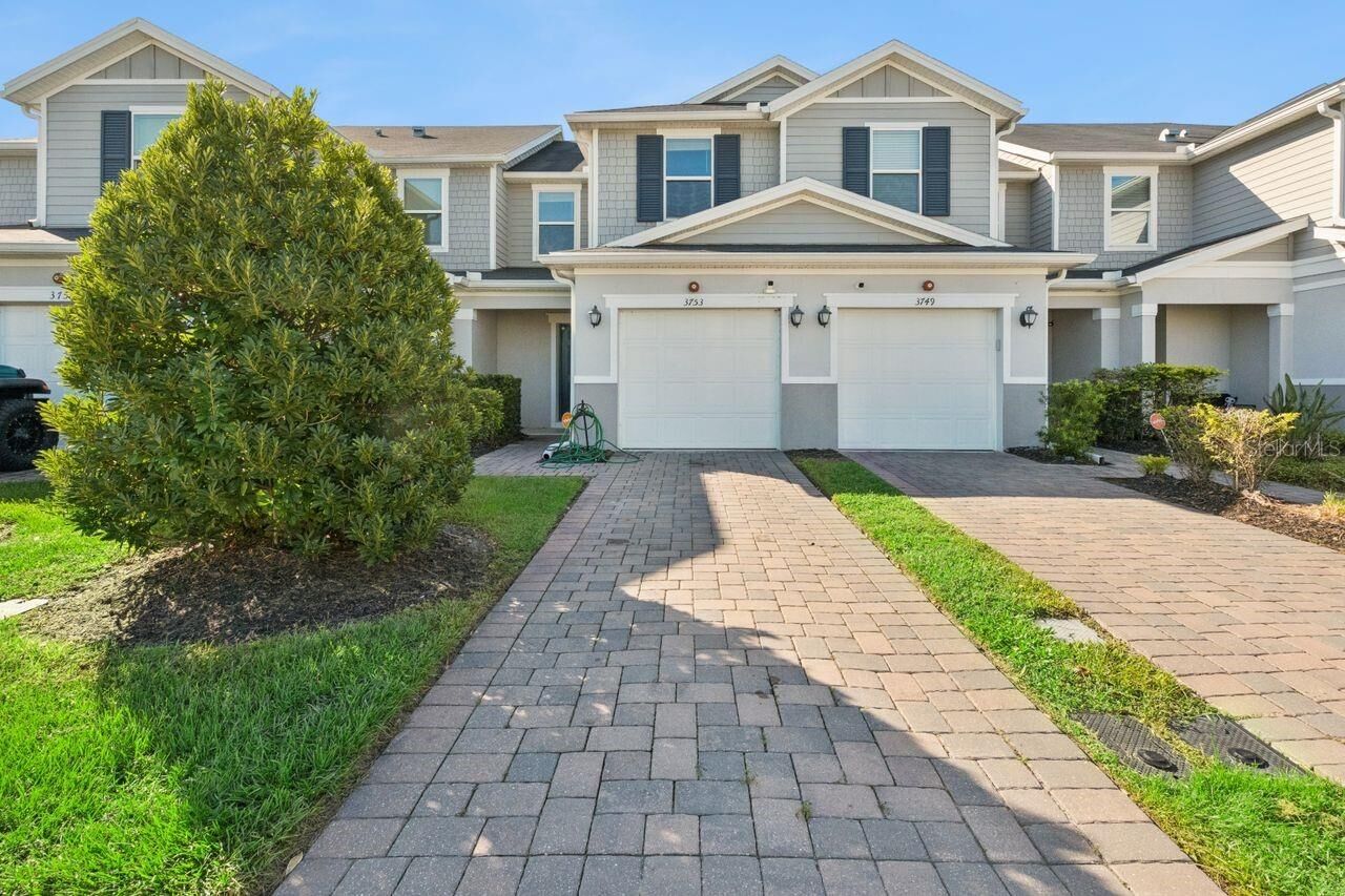 Property Photo:  3753 Hampton Chase Lane  FL 32771 