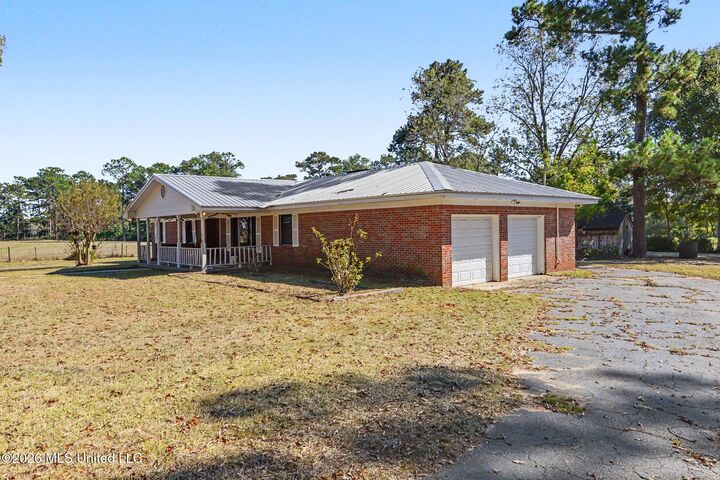 Property Photo: 2672 Dickerson Sawmill Road MS 39452