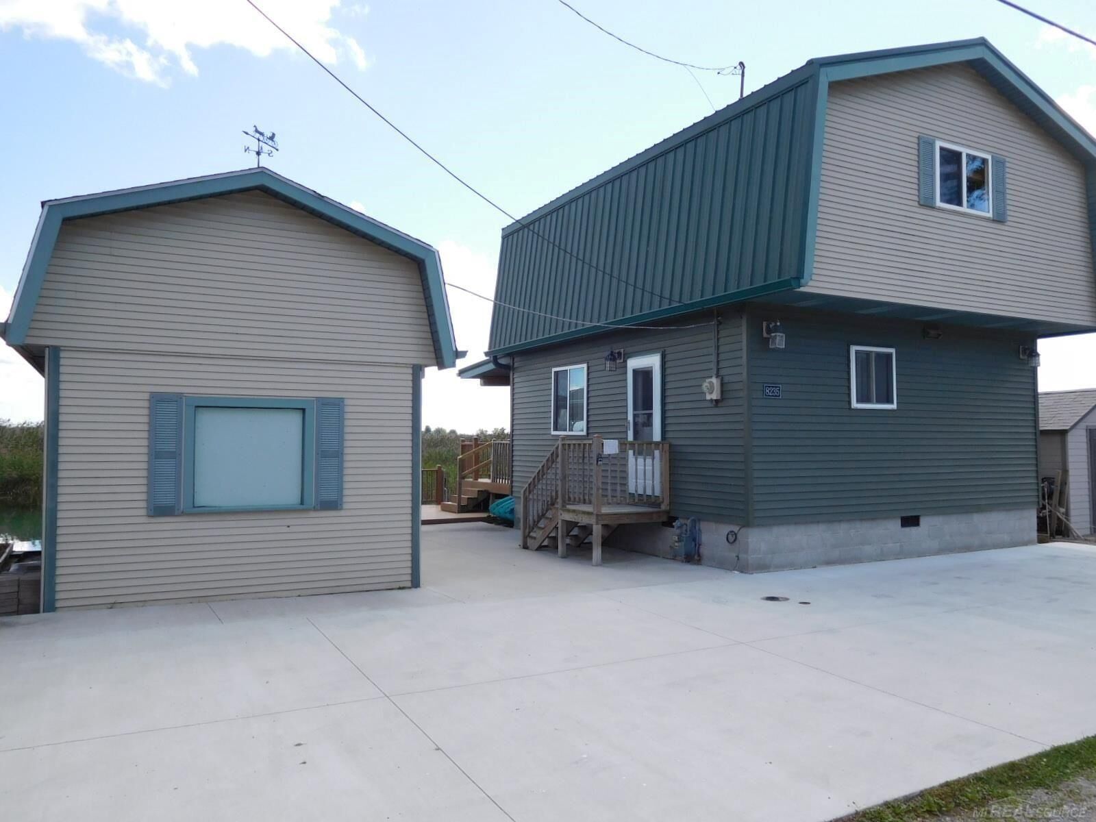 Property Photo:  8235 Anchor Bay Drive  MI 48001 