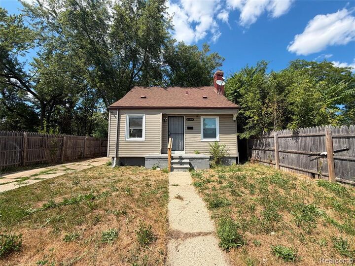 Property Photo:  14719 Houston Whittier Street  MI 48205 4172 