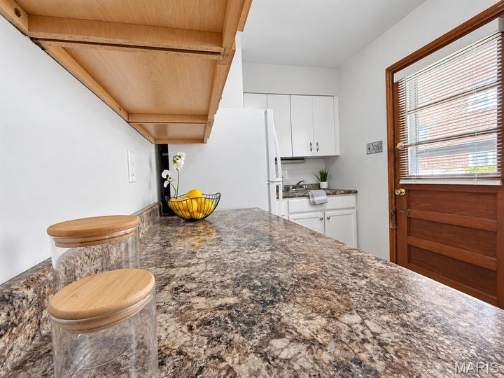 Property Photo: 7022 Jamieson Avenue D MO 63109
