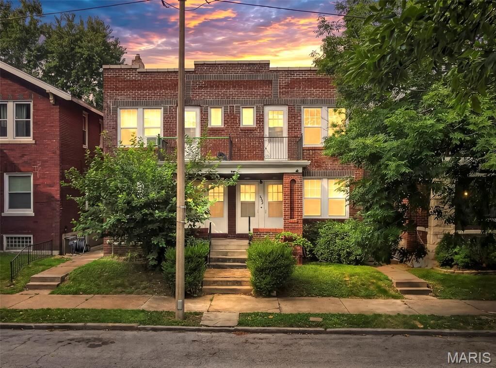 Property Photo:  6040 Southwest Avenue  MO 63139 