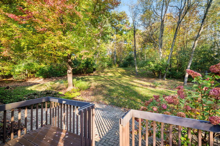 Property Photo:  S46w22328 Tansdale Rd  WI 53189 