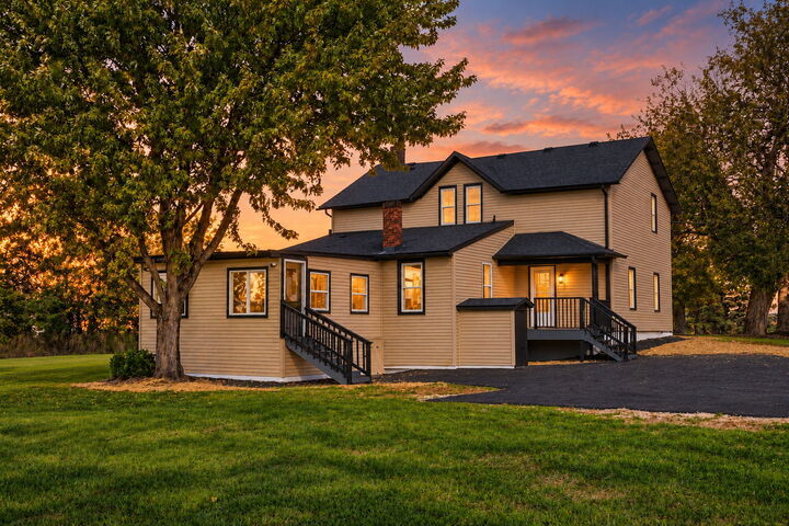 Property Photo:  3174 Plainfield Road  IL 60543 