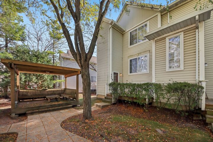 Property Photo:  6295 Fremont Drive 6295  IL 60133 