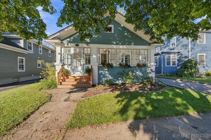 Property Photo:  102 Anderson Boulevard  IL 60134 