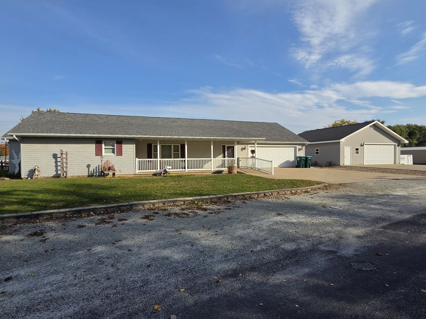 Property Photo: 404 W 15th Street IL 61071