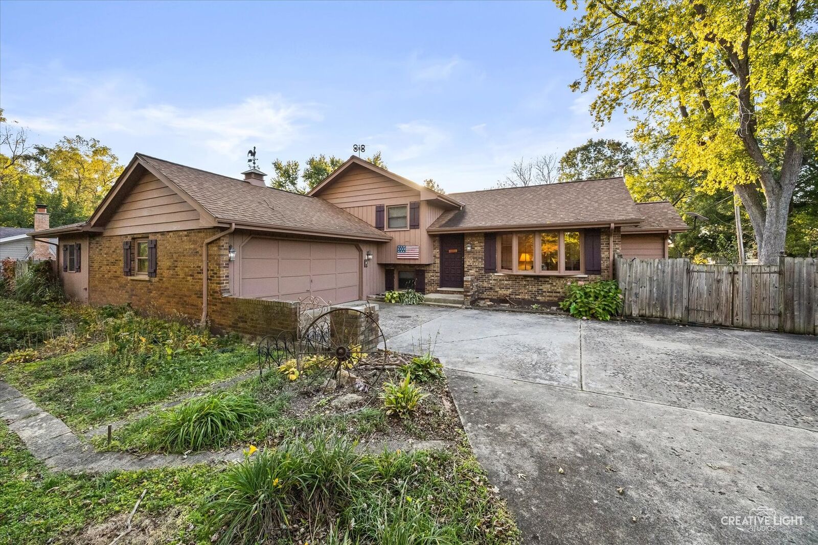 Property Photo:  11S008 River Drive  IL 60565 