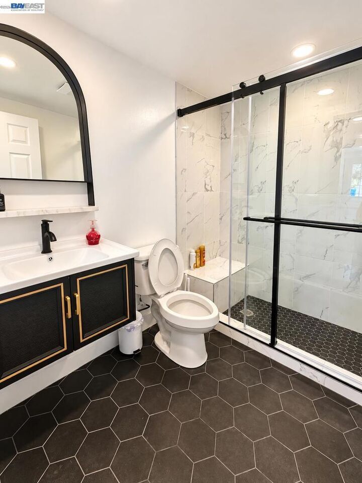 Property Photo: 427 Locust St CA 95060