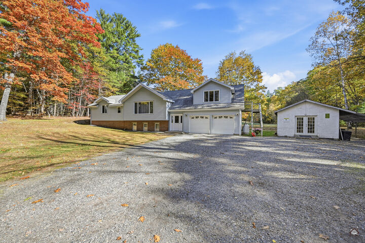 Property Photo: 442 Pine Tree Road ME 04350