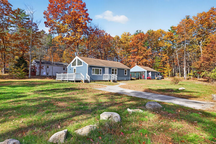 Property Photo: 68 Pinecrest Circle ME 04061