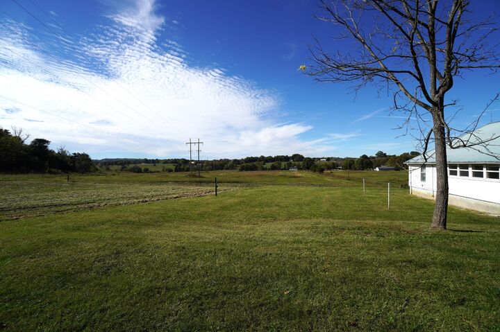 Property Photo: 911 Brotherton Rd TN 37760