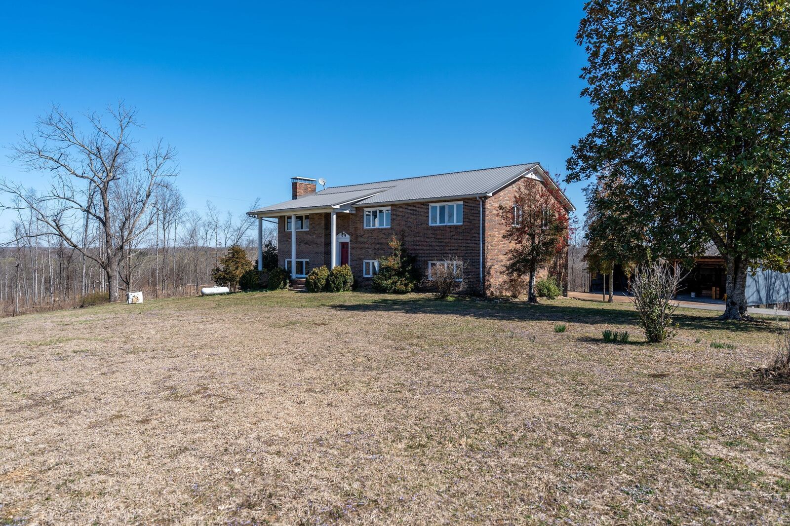 Property Photo:  111 Kelleys Chapel Rd  TN 38485 