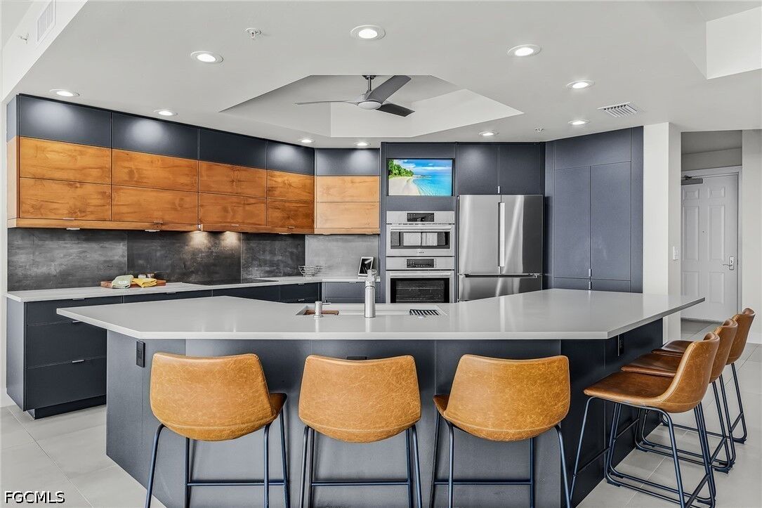 Property Photo:  3414 Hancock Bridge Parkway 1102  FL 33903 