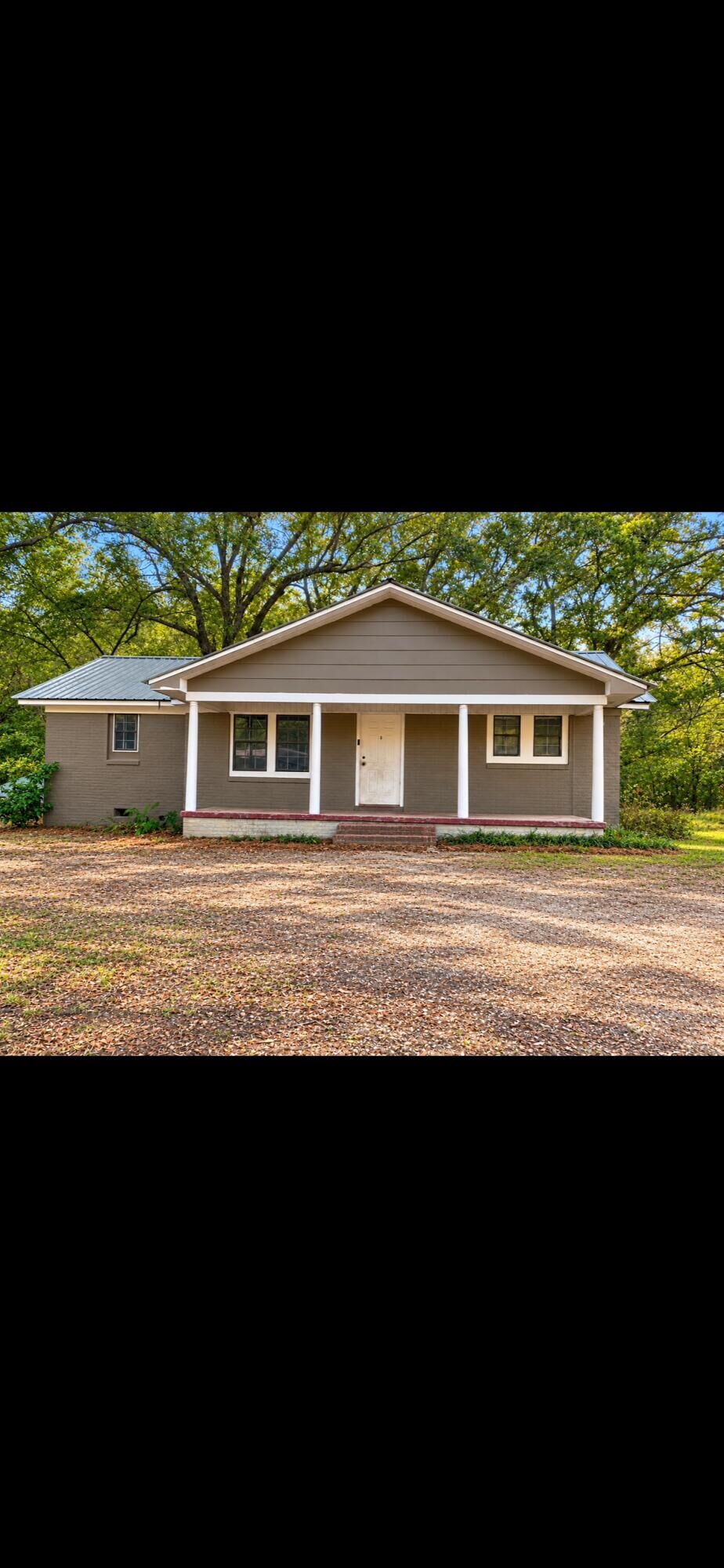 Property Photo: 30104 Butler Road MS 38858